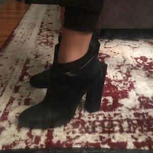 United Nude Square Heel Black Leather Booties